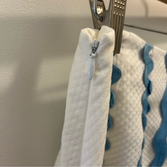 J. McLaughlin Skirt 6 Bric Brac Trim blue white quilted - Picture 6 of 10